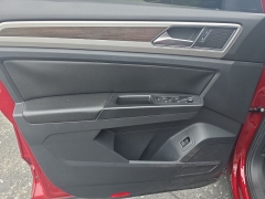 Used 2019  Volkswagen Atlas 4d SUV 3&period;6L SE Technology R-Line 4motion at Dime Down by Frank Leta near Bridgeton&comma; MO