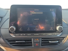 Used 2024  Nissan Altima 2&period;5 SV Sedan at Dime Down by Frank Leta near Bridgeton&comma; MO