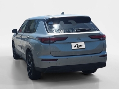 Used 2022  Mitsubishi Outlander ES FWD at Dime Down by Frank Leta near Bridgeton&comma; MO