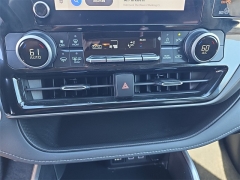 Used 2024  Toyota Highlander LE AWD at Dime Down by Frank Leta near Bridgeton, MO