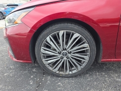 Used 2023  Nissan Altima 2.5 SL Sedan at Dime Down by Frank Leta near Bridgeton, MO