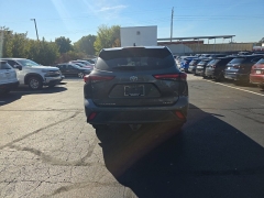 Used 2022  Toyota Highlander LE AWD at Dime Down by Frank Leta near Bridgeton&comma; MO