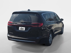 Used 2023  Chrysler Pacifica Touring L FWD at Dime Down by Frank Leta near Bridgeton&comma; MO