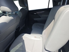 Used 2022  Toyota Highlander Limited AWD at Dime Down by Frank Leta near Bridgeton&comma; MO