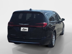 Used 2023  Chrysler Pacifica Touring L FWD at Dime Down by Frank Leta near Bridgeton&comma; MO