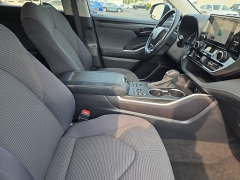 Used 2024 Toyota Highlander LE AWD at Dime Down by Frank Leta near Bridgeton, MO