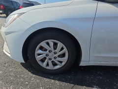 Used 2019  Hyundai Elantra SE Auto at Dime Down by Frank Leta near Bridgeton, MO