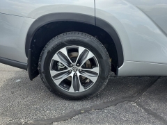 Used 2021 Toyota Highlander XLE AWD at Dime Down by Frank Leta near Bridgeton, MO