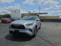 Used 2021 Toyota Highlander XLE AWD at Dime Down by Frank Leta near Bridgeton, MO