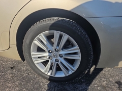 Used 2013  Lexus ES 350 4dr Sdn at Dime Down by Frank Leta near Bridgeton&comma; MO