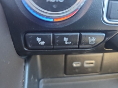 Used 2021  GMC Yukon XL 4WD 4dr SLT at Dime Down by Frank Leta near Bridgeton&comma; MO