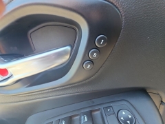 Used 2020  Jeep Cherokee High Altitude 4x4 at Dime Down by Frank Leta near Bridgeton&comma; MO