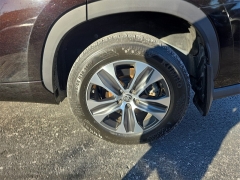 Used 2021  Toyota Highlander XLE AWD at Dime Down by Frank Leta near Bridgeton, MO