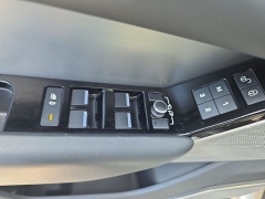 Used 2020  Land Rover Range Rover Velar 4d SUV 4WD P380 R-Dynamic HSE at Dime Down by Frank Leta near Bridgeton&comma; MO