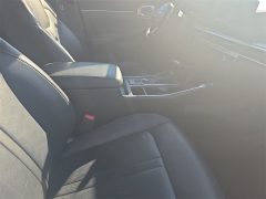 Used 2024  Kia Sorento S FWD at Dime Down by Frank Leta near Bridgeton&comma; MO