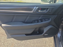 Used 2019  Subaru Legacy 4d Sedan 2&period;5i Limited at Dime Down by Frank Leta near Bridgeton&comma; MO