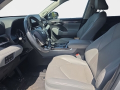 Used 2022  Toyota Highlander Limited AWD at Dime Down by Frank Leta near Bridgeton&comma; MO