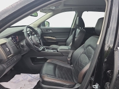 Used 2022  Nissan Pathfinder Platinum 4WD at Dime Down by Frank Leta near Bridgeton&comma; MO