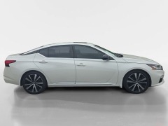 Used 2019  Nissan Altima 4d Sedan FWD 2&period;5L SR at Dime Down by Frank Leta near Bridgeton&comma; MO