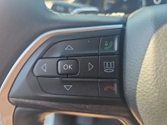 Used 2021  Jeep Grand Cherokee L Limited 4x4 at Dime Down by Frank Leta near Bridgeton&comma; MO