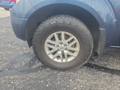 Used 2015  Nissan Frontier 4WD Crew Cab SWB Auto SV at Dime Down by Frank Leta near Bridgeton&comma; MO