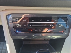 Used 2024  Volkswagen Tiguan 2&period;0T SE FWD at Dime Down by Frank Leta near Bridgeton&comma; MO