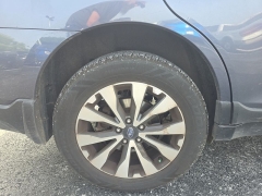 Used 2017  Subaru Outback 4d SUV 2&period;5i Limited at Dime Down by Frank Leta near Bridgeton&comma; MO