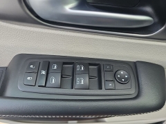 Used 2023  Chrysler Pacifica Touring L FWD at Dime Down by Frank Leta near Bridgeton&comma; MO