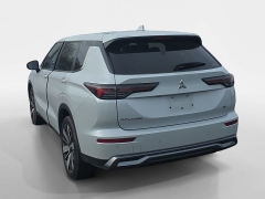 Used 2025  Mitsubishi Outlander SE S-AWC at Dime Down by Frank Leta near Bridgeton&comma; MO