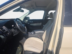 Used 2018  Ford Explorer 4d SUV 4WD Platinum at Dime Down by Frank Leta near Bridgeton&comma; MO