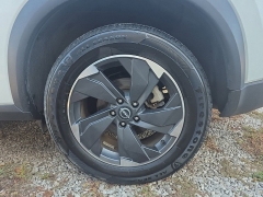 Used 2024  Nissan Rogue FWD SV at Dime Down by Frank Leta near Bridgeton&comma; MO