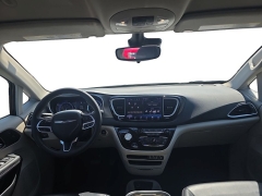 Used 2023  Chrysler Pacifica Touring L FWD at Dime Down by Frank Leta near Bridgeton&comma; MO