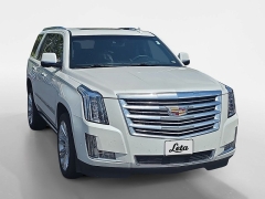 Used 2017  Cadillac Escalade 4d SUV 4WD Platinum at Dime Down by Frank Leta near Bridgeton&comma; MO