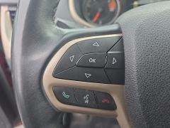 Used 2017  Jeep Cherokee Latitude 4x4 at Dime Down by Frank Leta near Bridgeton&comma; MO