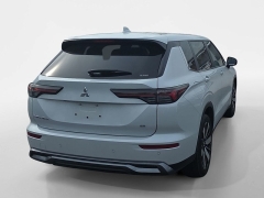 Used 2025  Mitsubishi Outlander SE S-AWC at Dime Down by Frank Leta near Bridgeton&comma; MO