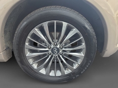 Used 2018  INFINITI QX80 4d SUV AWD at Dime Down by Frank Leta near Bridgeton&comma; MO