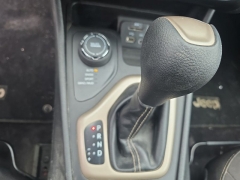 Used 2017  Jeep Cherokee Latitude 4x4 at Dime Down by Frank Leta near Bridgeton&comma; MO