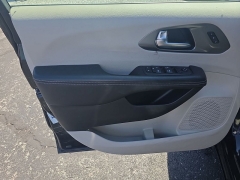 Used 2023  Chrysler Pacifica Touring L FWD at Dime Down by Frank Leta near Bridgeton&comma; MO