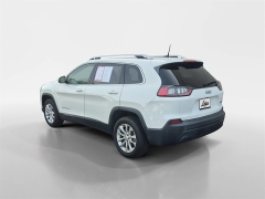 Used 2019  Jeep Cherokee 4d SUV FWD Latitude 2&period;4L at Dime Down by Frank Leta near Bridgeton&comma; MO