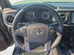 Used 2022  Toyota Tacoma 4WD TRD Sport Double Cab 5' Bed V6 MT &lpar;Natl&rpar; at Dime Down by Frank Leta near Bridgeton&comma; MO