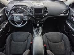 Used 2019  Jeep Cherokee 4d SUV FWD Latitude 2&period;4L at Dime Down by Frank Leta near Bridgeton&comma; MO