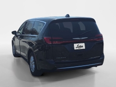 Used 2023  Chrysler Pacifica Touring L FWD at Dime Down by Frank Leta near Bridgeton&comma; MO