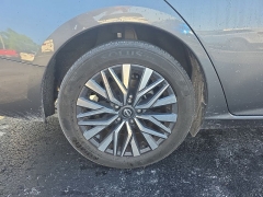 Used 2024  Nissan Altima 2&period;5 SV Sedan at Dime Down by Frank Leta near Bridgeton&comma; MO