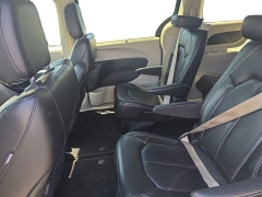 Used 2023  Chrysler Pacifica Touring L FWD at Dime Down by Frank Leta near Bridgeton&comma; MO
