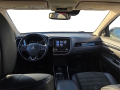 Used 2020  Mitsubishi Outlander SE FWD at Dime Down by Frank Leta near Bridgeton, MO