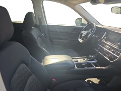 Used 2023  Nissan Pathfinder SV 4WD at Dime Down by Frank Leta near Bridgeton&comma; MO