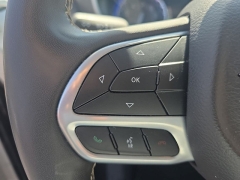 Used 2023  Chrysler Pacifica Touring L FWD at Dime Down by Frank Leta near Bridgeton&comma; MO