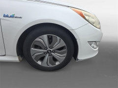 Used 2013 Hyundai Sonata Hybrid 4dr Sdn Limited w/Panoramic Sunroof Pkg at Dime Down by Frank Leta near Bridgeton, MO