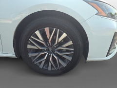 Used 2025  Nissan Altima SV FWD at Dime Down by Frank Leta near Bridgeton&comma; MO