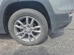 Used 2024  GMC Terrain FWD 4dr SLT at Dime Down by Frank Leta near Bridgeton&comma; MO
